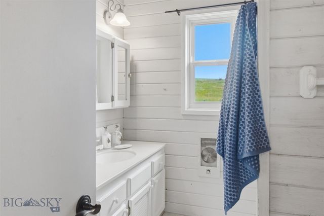 9350 Walker Road, Belgrade, MT 59714