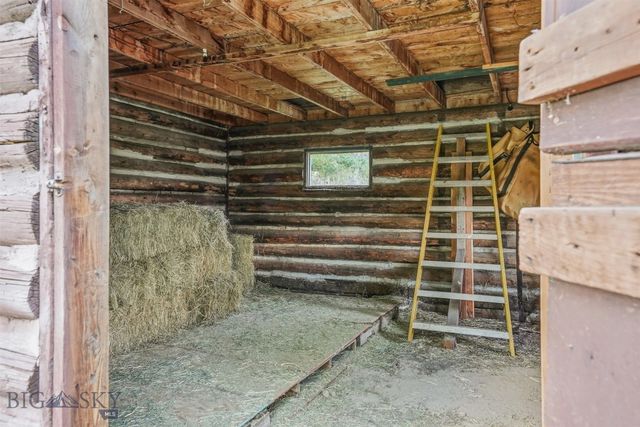 9350 Walker Road, Belgrade, MT 59714