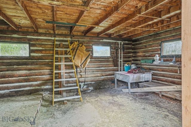 9350 Walker Road, Belgrade, MT 59714