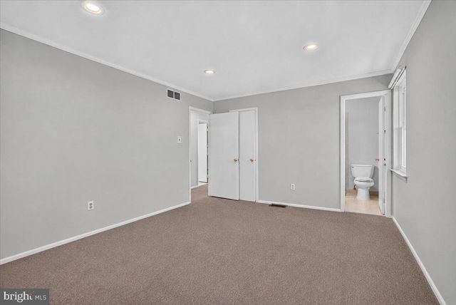 9208 AMBASSADOR PL, Philadelphia, PA 19115