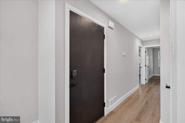 9208 AMBASSADOR PL, Philadelphia, PA 19115