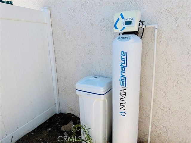 2111 Whitestone Drive, Riverside, CA 92506