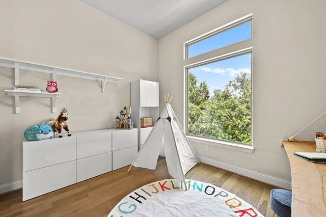 216 Vista Village CV, Austin, TX 78738