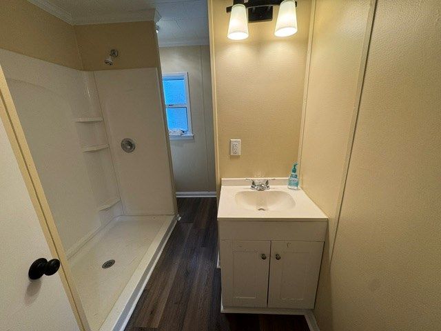 1011 Irwin St, Dothan, AL 36301