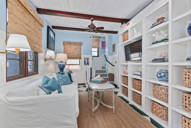 1008 S Ditmar Street, Oceanside, CA 92054