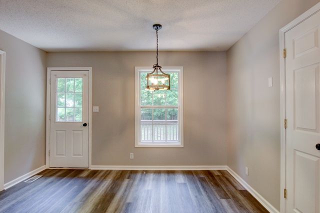 3308 S Senseney Cir, Clarksville, TN 37042