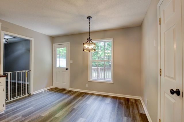3308 S Senseney Cir, Clarksville, TN 37042
