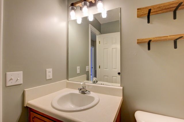 3308 S Senseney Cir, Clarksville, TN 37042