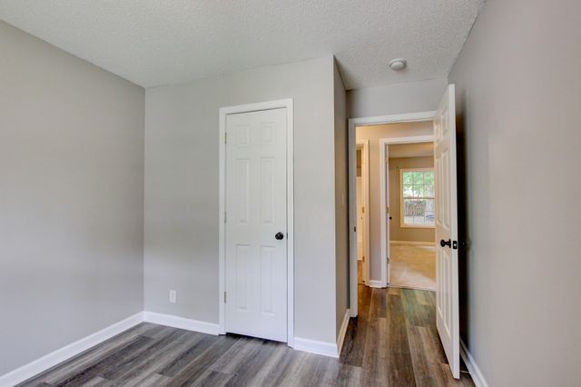 3308 S Senseney Cir, Clarksville, TN 37042