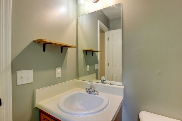 3308 S Senseney Cir, Clarksville, TN 37042