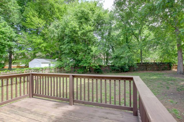 3308 S Senseney Cir, Clarksville, TN 37042
