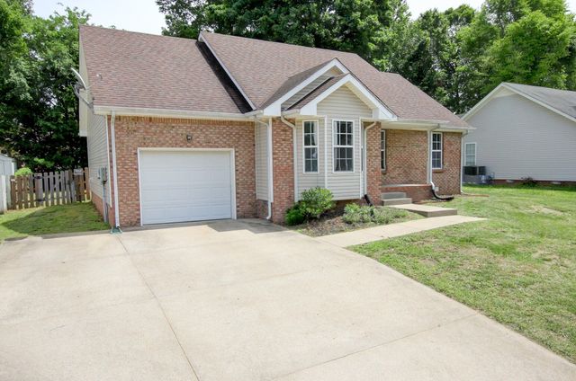 3308 S Senseney Cir, Clarksville, TN 37042