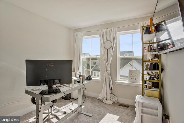 11521 CHARLOTTE BRONTE LN, White Plains, MD 20695