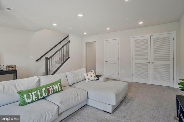 11521 CHARLOTTE BRONTE LN, White Plains, MD 20695