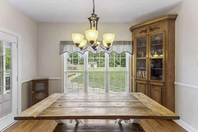 6928 Zion Crossing Ct, Columbia, TN 38401