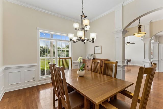 6928 Zion Crossing Ct, Columbia, TN 38401