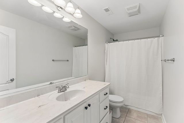 6928 Zion Crossing Ct, Columbia, TN 38401