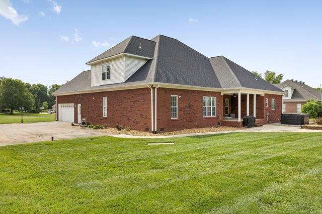 6928 Zion Crossing Ct, Columbia, TN 38401