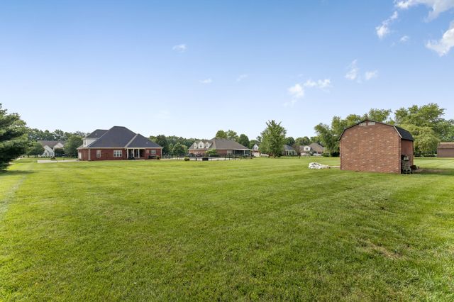 6928 Zion Crossing Ct, Columbia, TN 38401