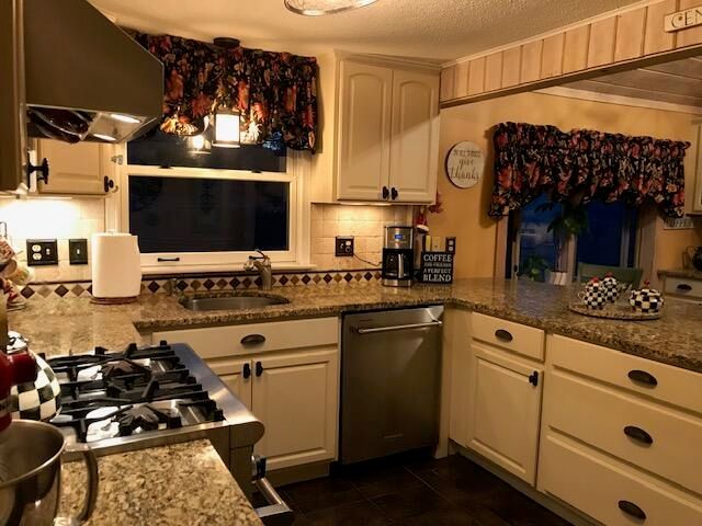 3 Thoreau Drive, Centerville, MA 02632