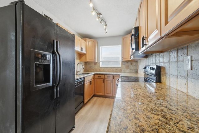 6191 SW 37TH Street 210, Davie, FL 33314