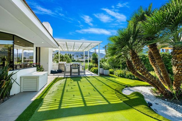 4 Deerfield Court, Rancho Mirage, CA 92270