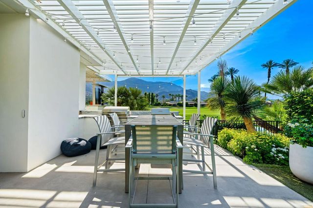 4 Deerfield Court, Rancho Mirage, CA 92270