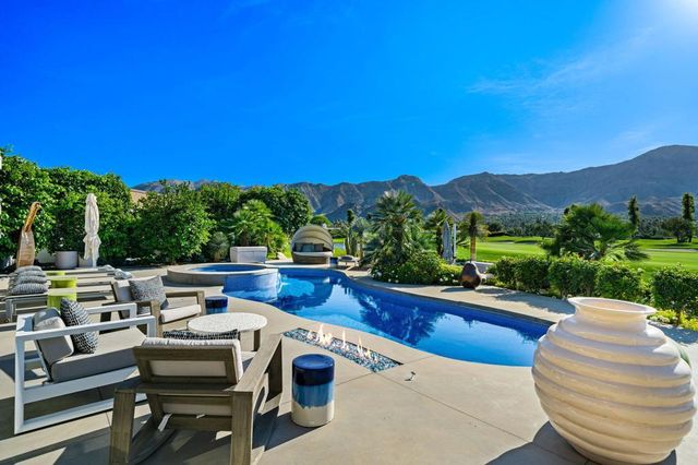 4 Deerfield Court, Rancho Mirage, CA 92270