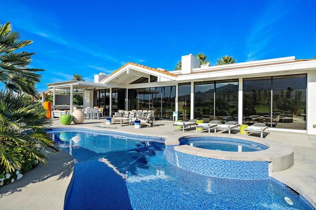 4 Deerfield Court, Rancho Mirage, CA 92270