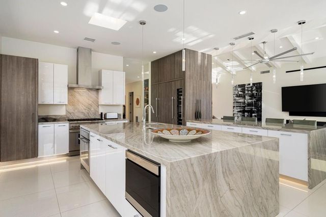 4 Deerfield Court, Rancho Mirage, CA 92270