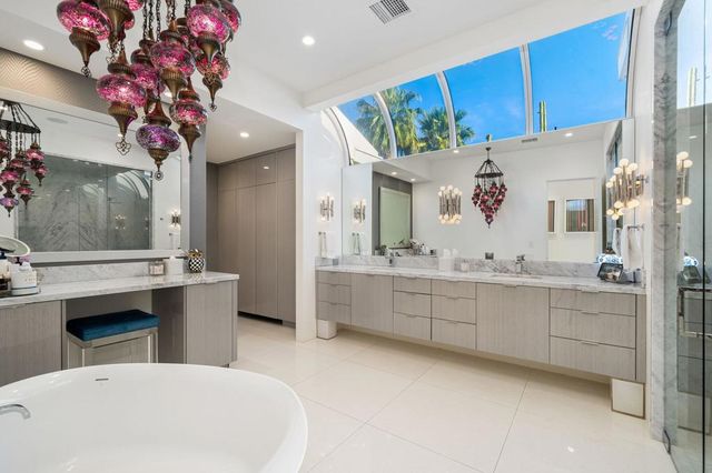 4 Deerfield Court, Rancho Mirage, CA 92270