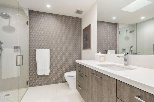 4 Deerfield Court, Rancho Mirage, CA 92270