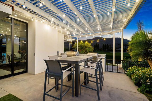 4 Deerfield Court, Rancho Mirage, CA 92270