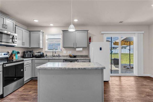 272 Daniel Drive, Lexington, NC 27295