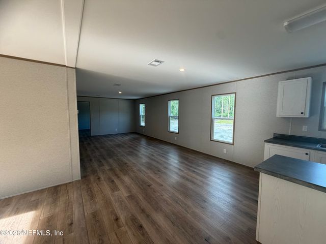 114 NUTMEG Trail, Interlachen, FL 32148