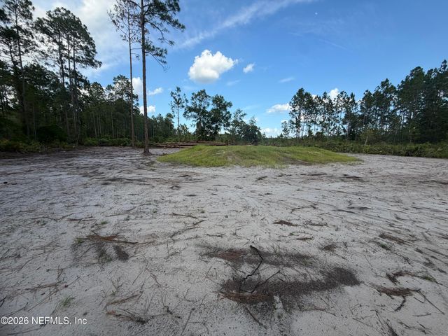 114 NUTMEG Trail, Interlachen, FL 32148