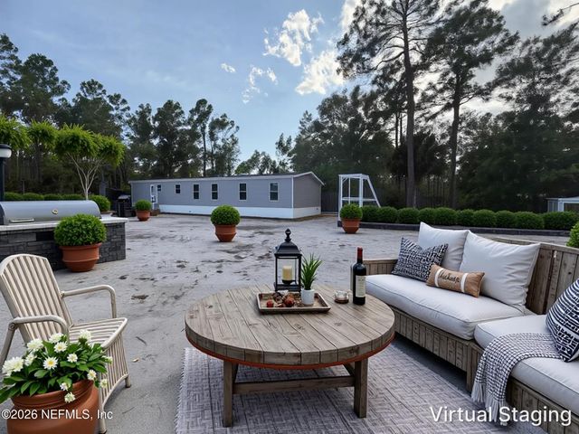 114 NUTMEG Trail, Interlachen, FL 32148