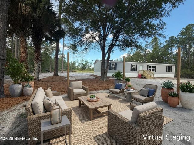 114 NUTMEG Trail, Interlachen, FL 32148