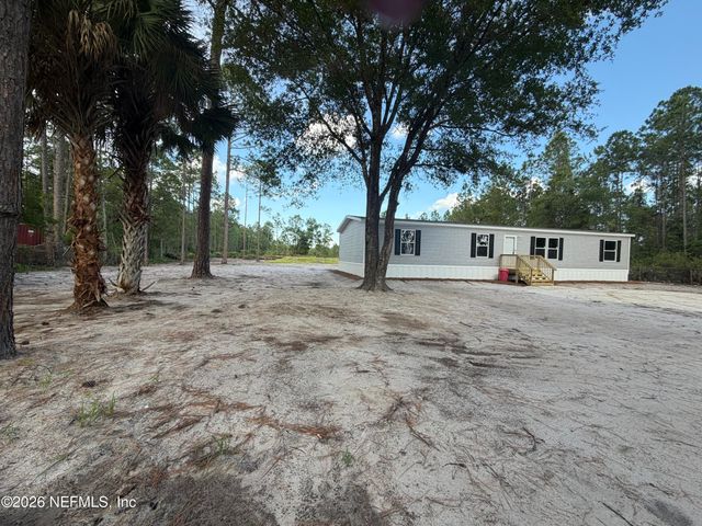 114 NUTMEG Trail, Interlachen, FL 32148
