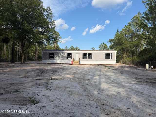 114 NUTMEG Trail, Interlachen, FL 32148