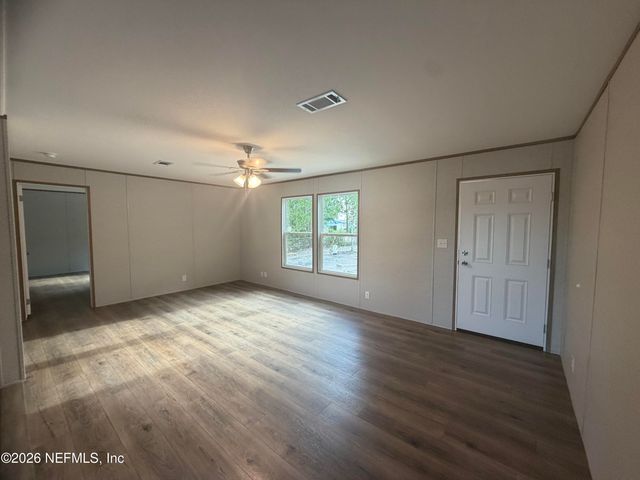 114 NUTMEG Trail, Interlachen, FL 32148