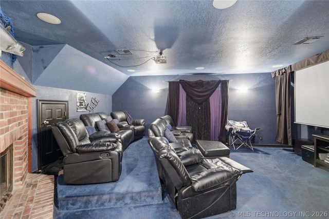 6628 E 106th Place, Tulsa, OK 74133