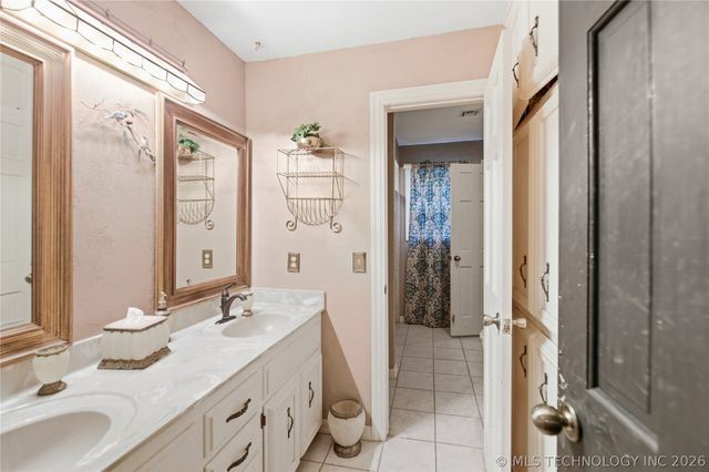 6628 E 106th Place, Tulsa, OK 74133