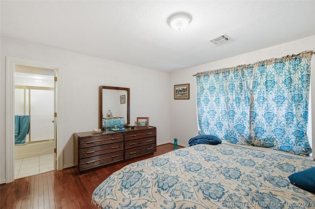 6628 E 106th Place, Tulsa, OK 74133
