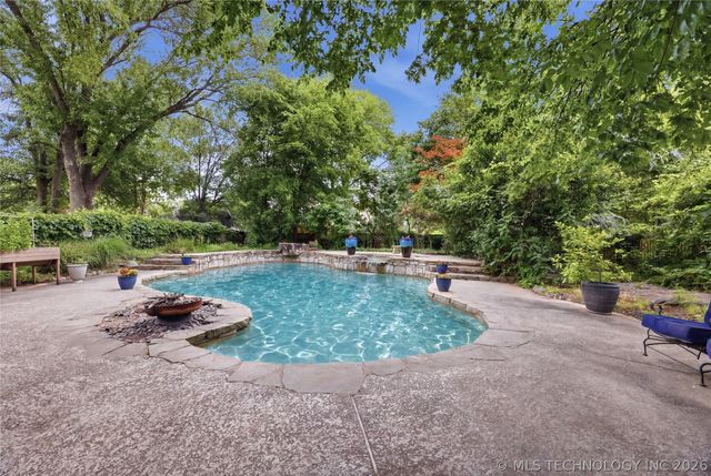 6628 E 106th Place, Tulsa, OK 74133