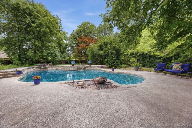 6628 E 106th Place, Tulsa, OK 74133