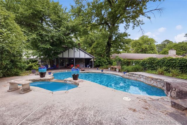 6628 E 106th Place, Tulsa, OK 74133