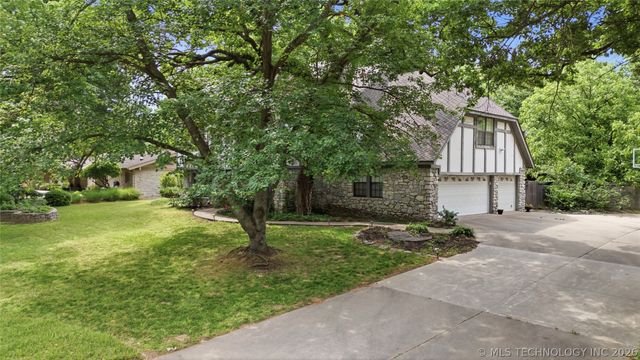 6628 E 106th Place, Tulsa, OK 74133
