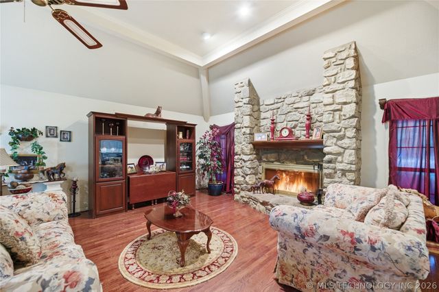 6628 E 106th Place, Tulsa, OK 74133