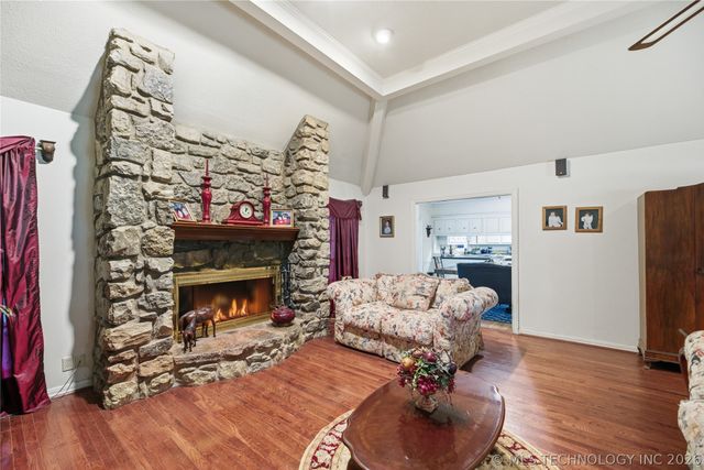 6628 E 106th Place, Tulsa, OK 74133